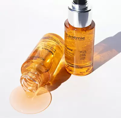 Сыворотка- сияние 12 часов 12H RADIANCE SERUM по цене 11400 руб.